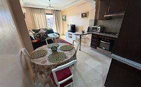 Luxury Apartment 3 In The Heart Of Gueliz, Wifi, Pool